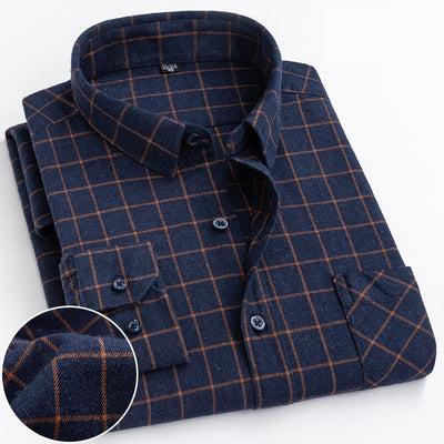 Plaid long-sleeved shirt