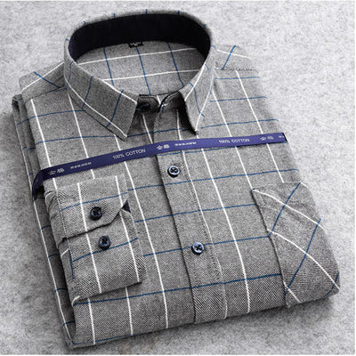 Plaid long-sleeved shirt