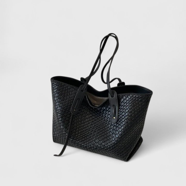 Shynna | Chic Tote Bag