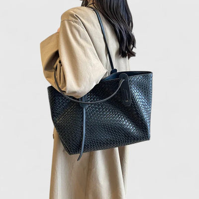 Shynna | Chic Tote Bag