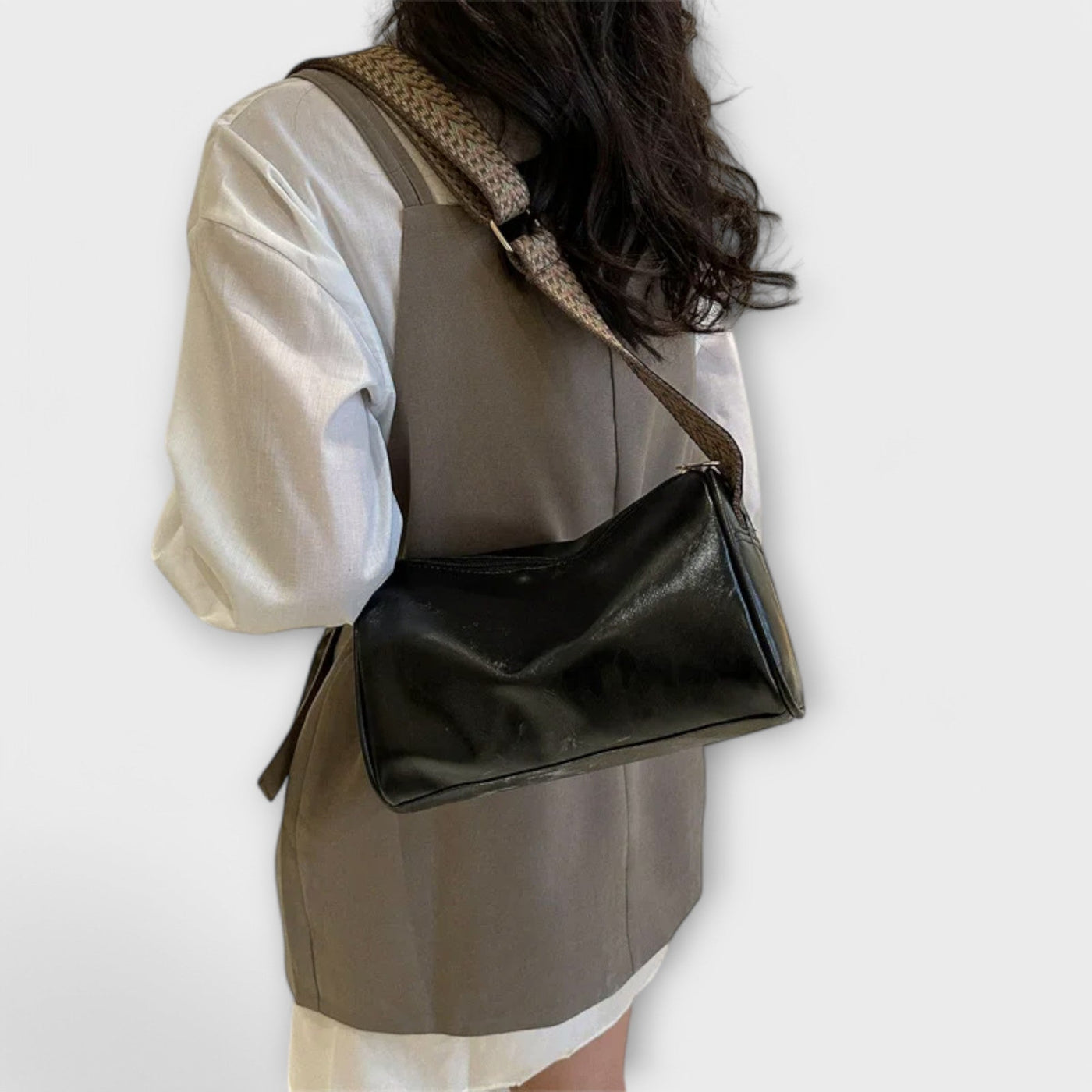 Jocey | Elegant Vintage Bag
