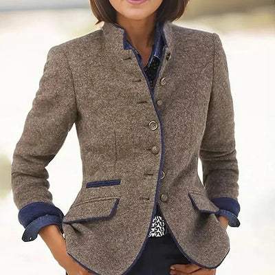 Sana | Elegant Pocket Short Outwear